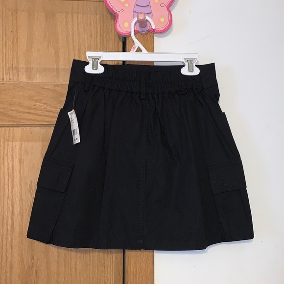 NWT Mini Black Cargo Skirt - Picture 3 of 4